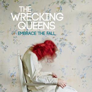 ดาวน์โหลดและฟังเพลง Lyon พร้อมเนื้อเพลงจาก The Wrecking Queens