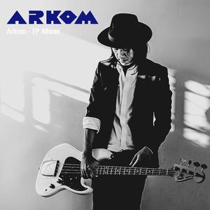 ดาวน์โหลดและฟังเพลง มืดมิด พร้อมเนื้อเพลงจาก Arkom