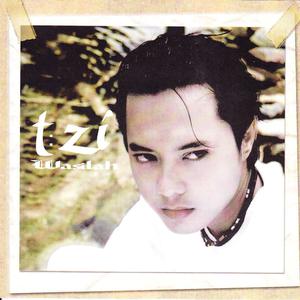 Dengarkan lagu Aroma Asmara nyanyian T:zi dengan lirik