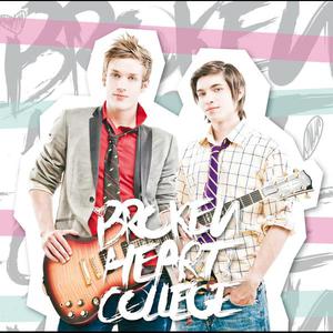 ดาวน์โหลดและฟังเพลง Dimmi พร้อมเนื้อเพลงจาก Broken Heart College