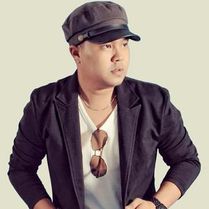 Listen to Hancur Karenamu song with lyrics from Ryan