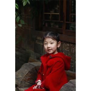 小蓓蕾组合的专辑中国儿歌曲库, Vol. 52: 娃娃唱红歌
