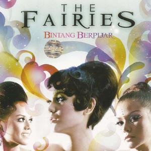 Listen to Pertarungan Hati song with lyrics from The Fairies