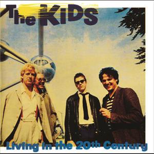ดาวน์โหลดและฟังเพลง Leave Me Alone พร้อมเนื้อเพลงจาก The Kids