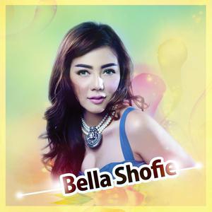 收聽Bella Shofie的5 Menit Lagi歌詞歌曲