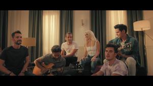 default video 1000x562 img