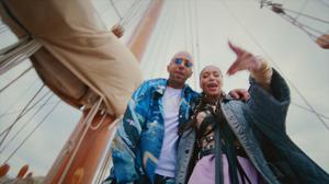 default video 1000x562 img