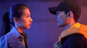 default video 1000x562 img