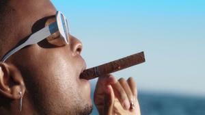 default video 1000x562 img