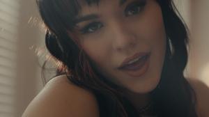 default video 1000x562 img