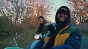 default video 1000x562 img