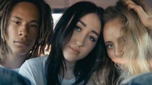 default video 1000x562 img