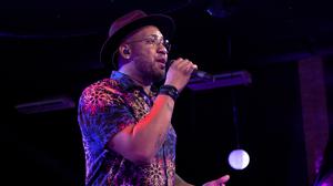 default video 1000x562 img