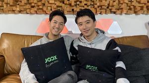 default video 1000x562 img