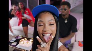 default video 1000x562 img