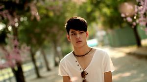 default video 1000x562 img