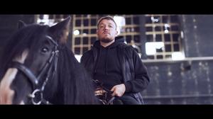 default video 1000x562 img