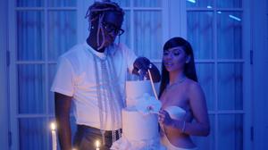 default video 1000x562 img