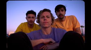 default video 1000x562 img