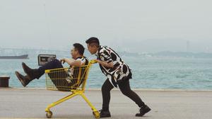 default video 1000x562 img