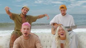 default video 1000x562 img