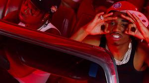 default video 1000x562 img