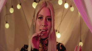 default video 1000x562 img