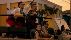 default video 1000x562 img