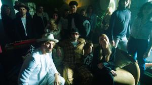 default video 1000x562 img