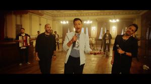 default video 1000x562 img