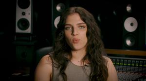 default video 1000x562 img