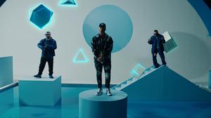 default video 1000x562 img