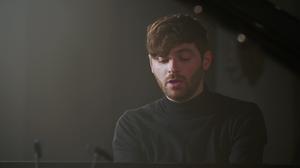 default video 1000x562 img