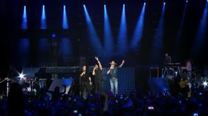 default video 1000x562 img