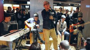 default video 1000x562 img