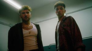 default video 1000x562 img