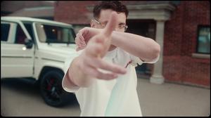 default video 1000x562 img