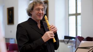 default video 1000x562 img