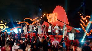 default video 1000x562 img