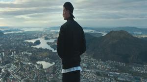 default video 1000x562 img