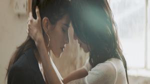 default video 1000x562 img