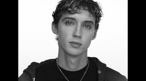 default video 1000x562 img