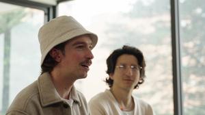 default video 1000x562 img