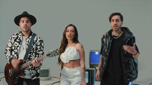 default video 1000x562 img