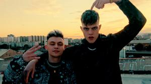 default video 1000x562 img