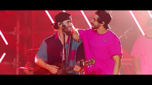 default video 1000x562 img