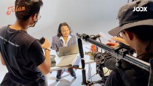 default video 1000x562 img