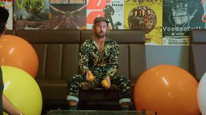 default video 1000x562 img