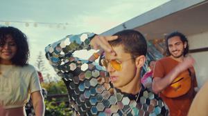 default video 1000x562 img