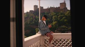 default video 1000x562 img